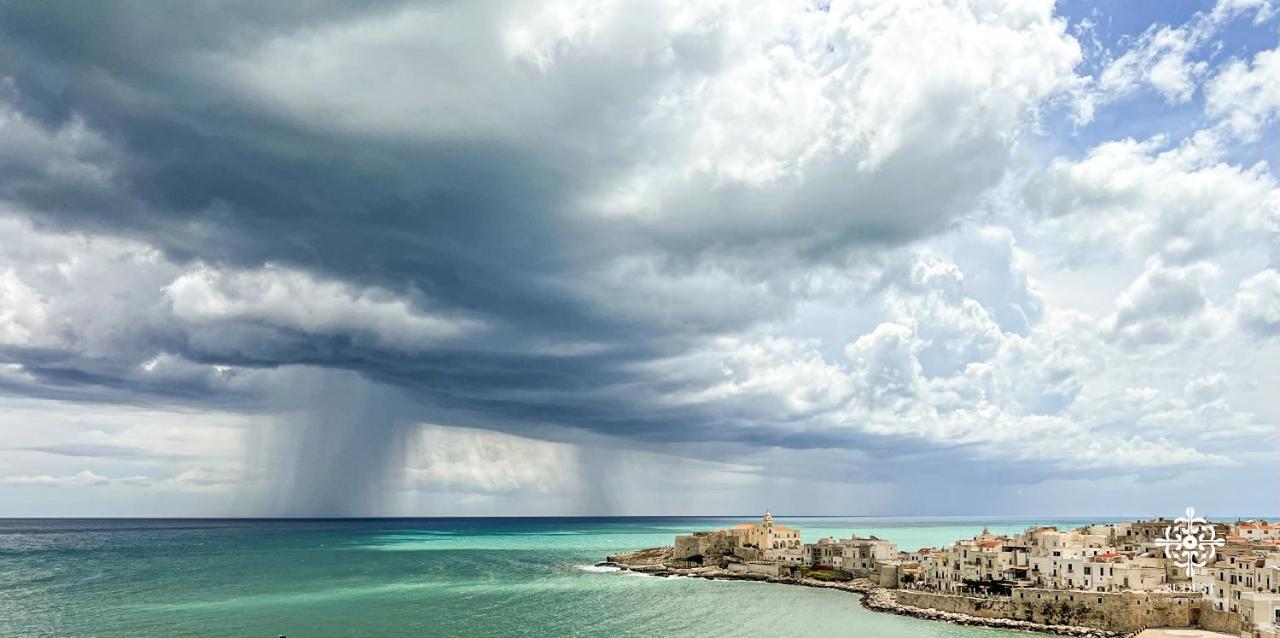 Appartamento Infinito - Attico Sul Mare Vieste Esterno foto